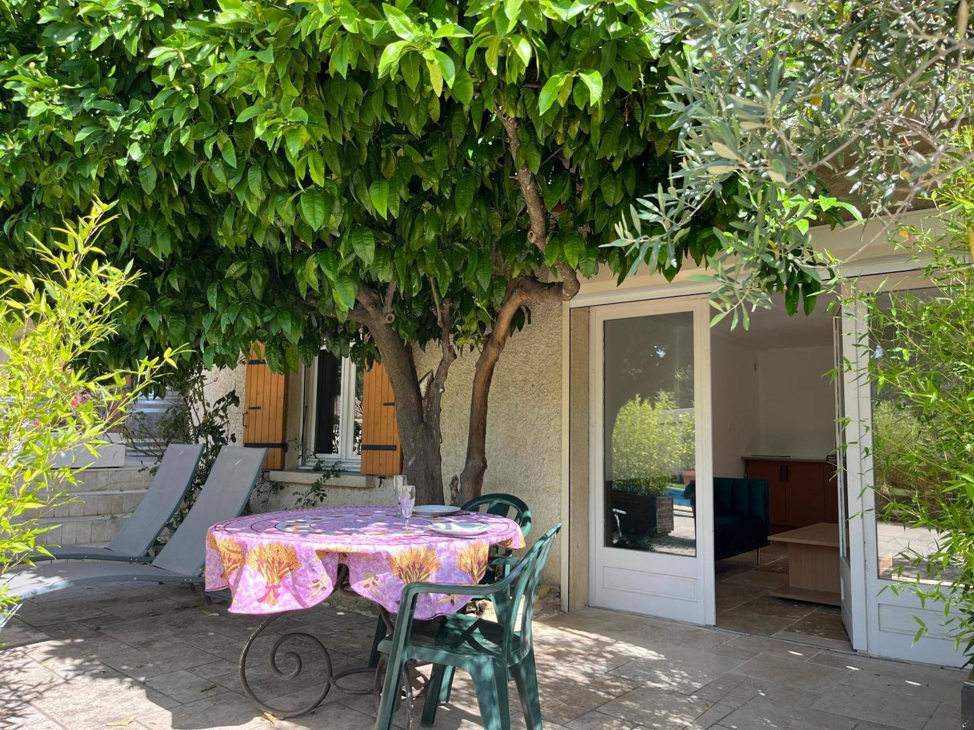 Pierrange Apartment Grillon Екстериор снимка