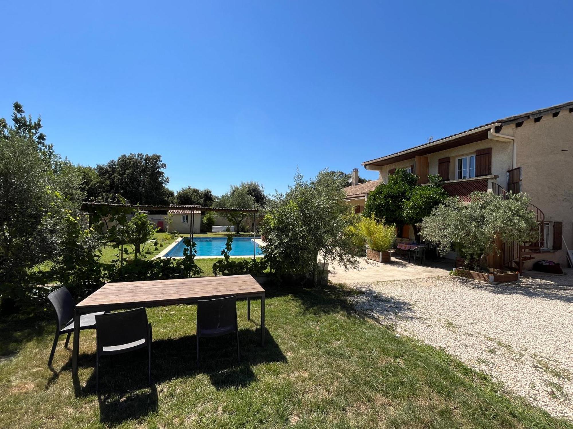 Pierrange Apartment Grillon Екстериор снимка
